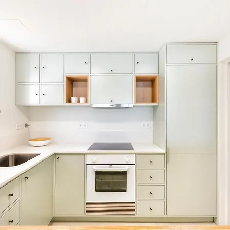 Bay Terrace Iv Apartment *