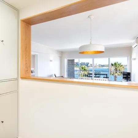 Bay Terrace Iv Apartment